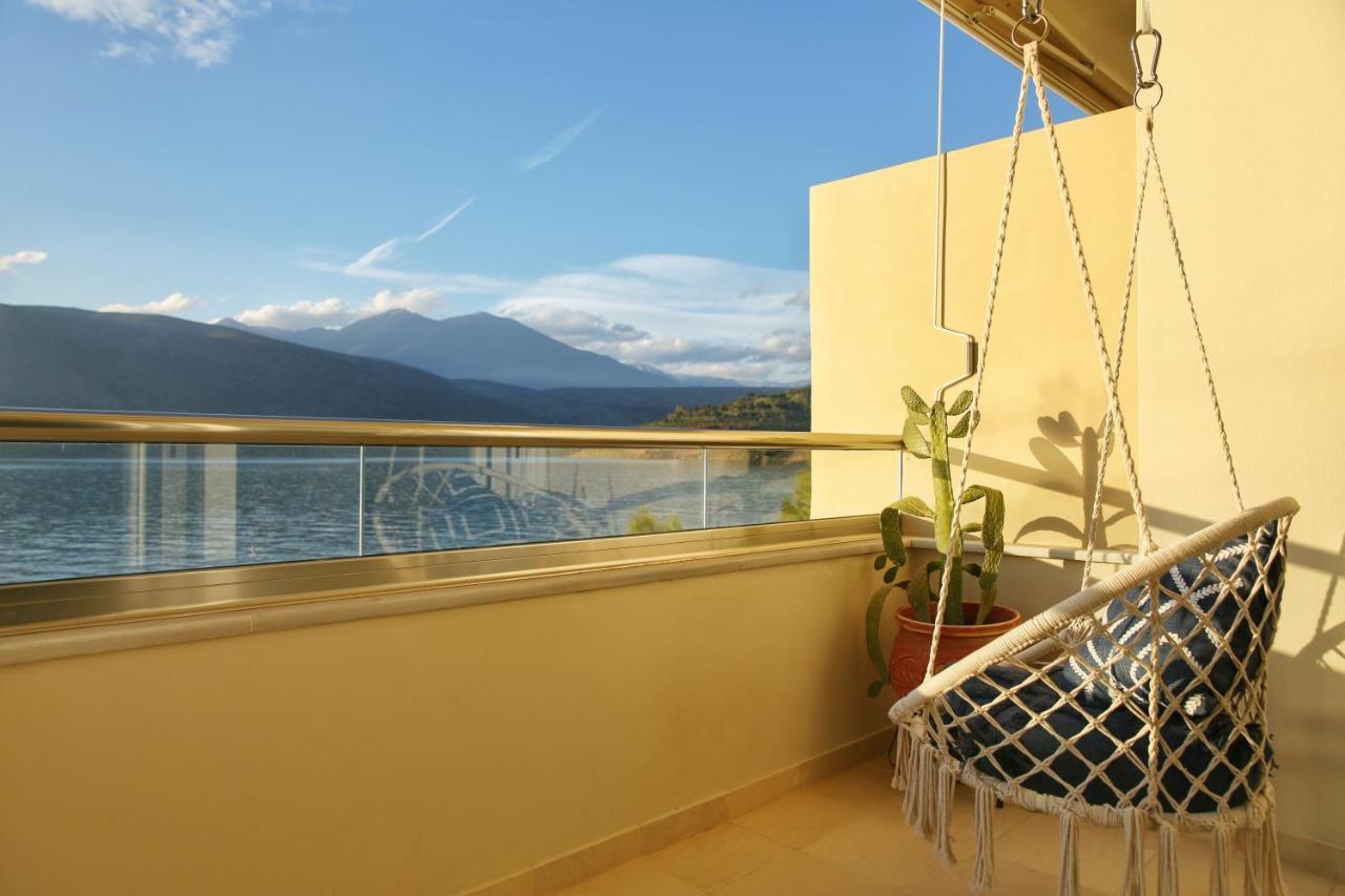 Boho Beach House In Itea-Delphi 外观 照片